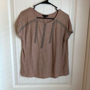 Lucky brand beaded beige Shirt size medium